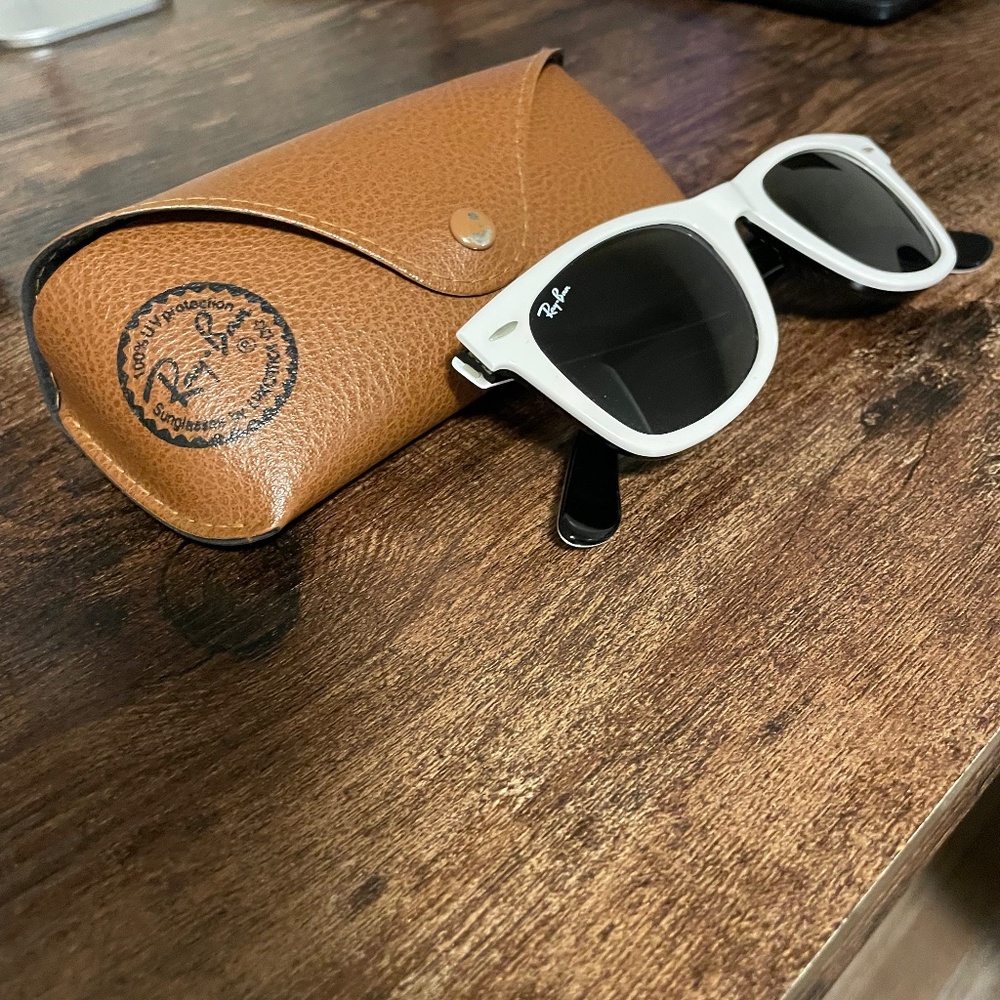 Ray-Ban Original Wayfarer Classic - White (RB2140)